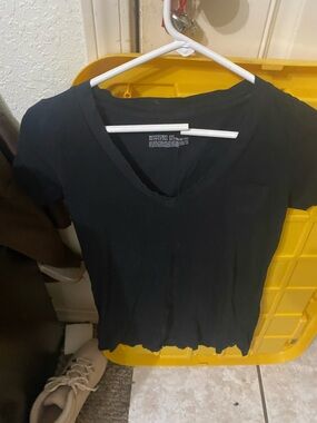 Mossimo Supply Co. Black V-Neck Boyfriend Tee
8.00
